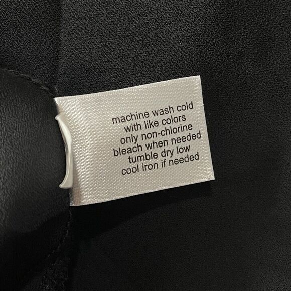 Lane Bryant SZ 26/28 Button-Up Top Long Roll-Tab Sleeves Pockets Collared Black - Picture 11 of 11